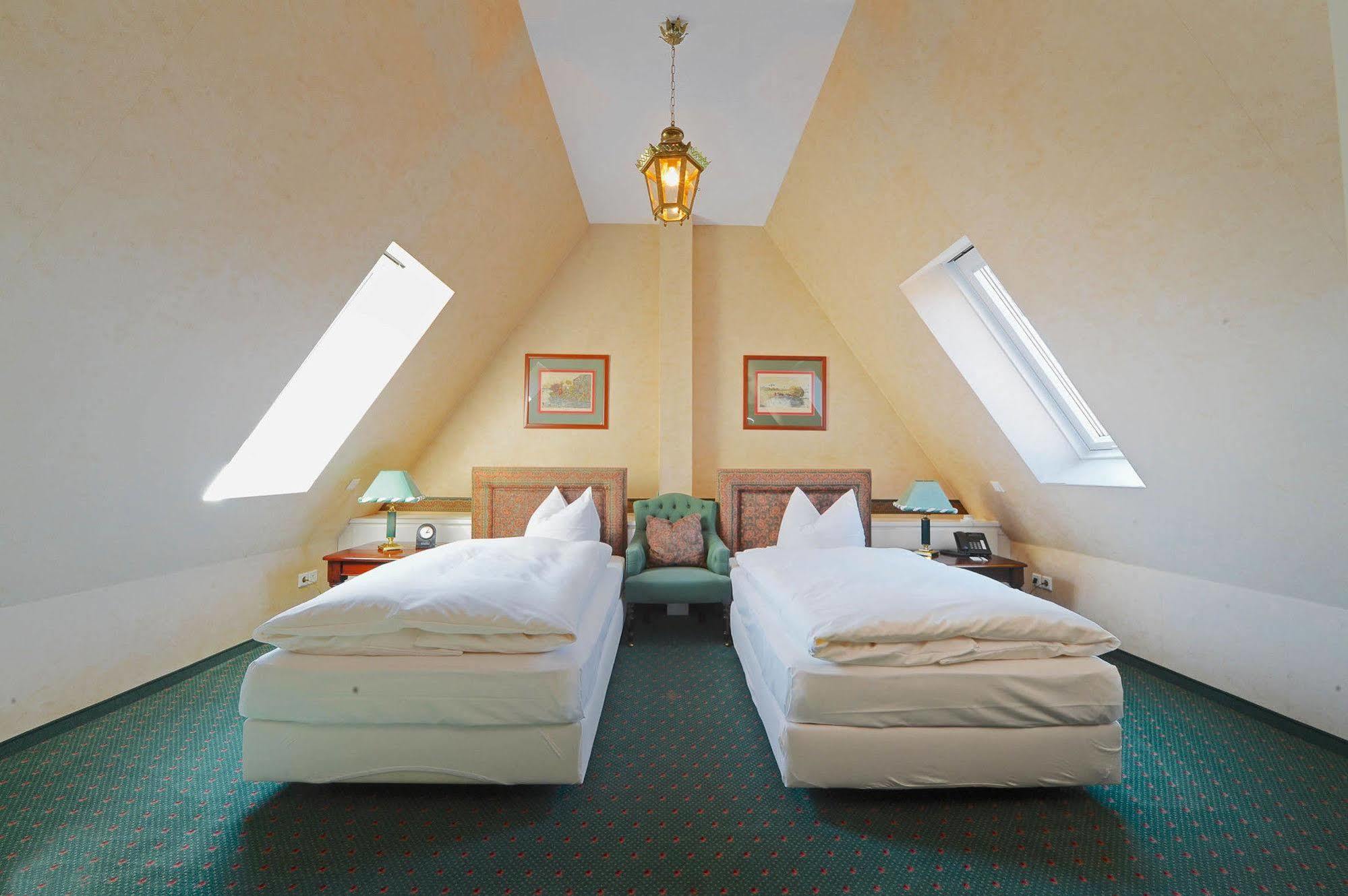 Schlosshotel Villa Westerberge Aschersleben Eksteriør bilde