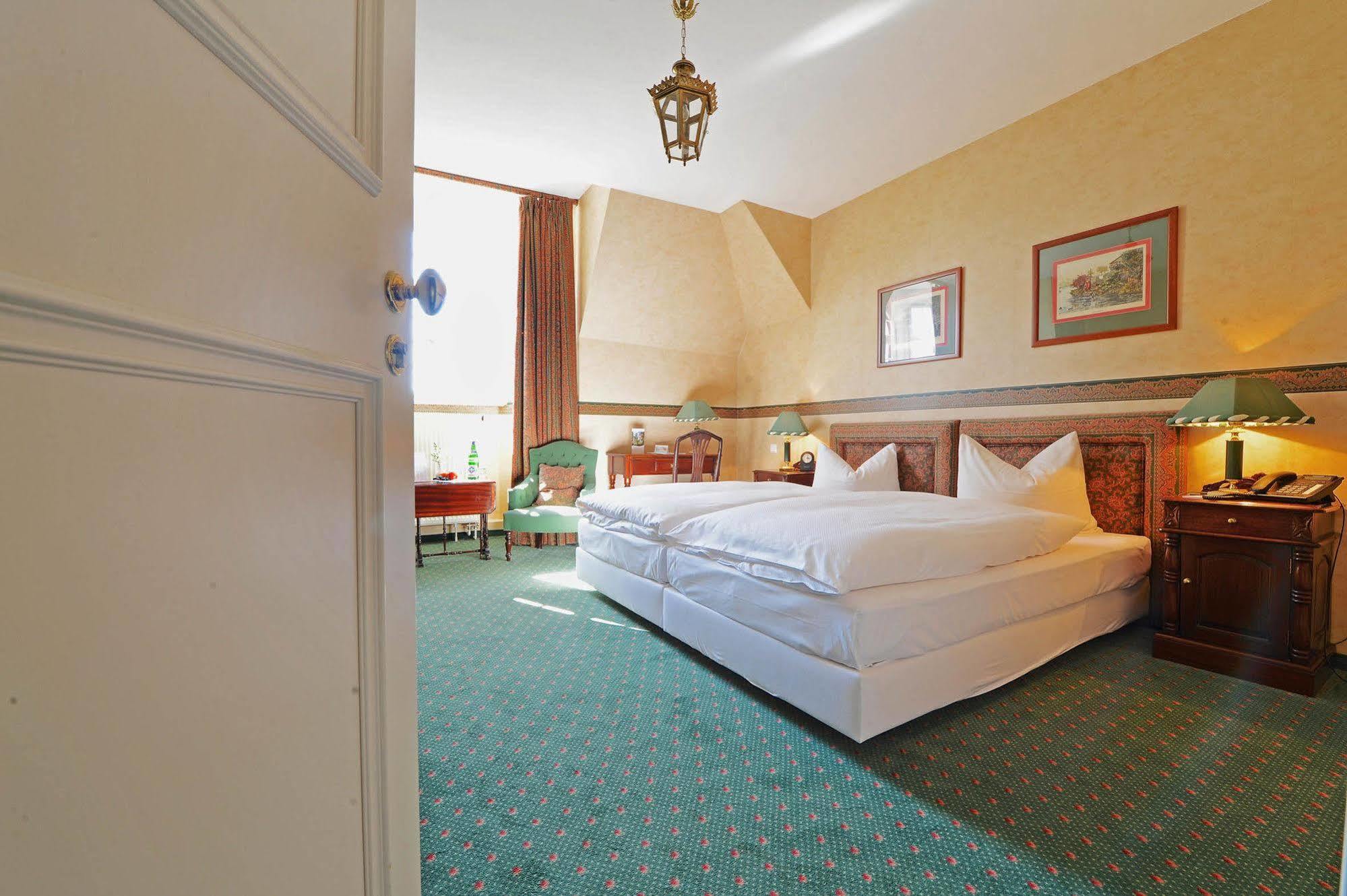 Schlosshotel Villa Westerberge Aschersleben Eksteriør bilde